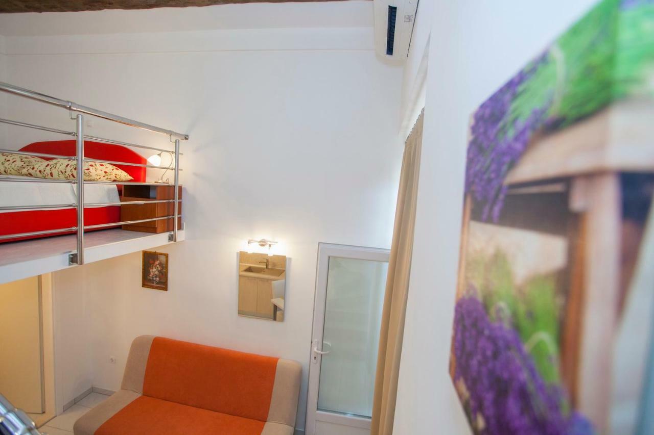 Apartment Vlado *
